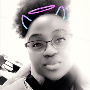 Meet your Posher, Joy